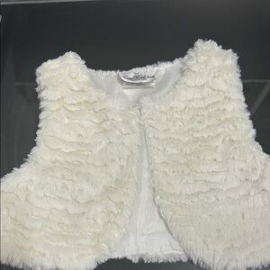 Girls 3T faux fur vest shell lined white rare editions
